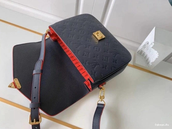 Vuitton Metis Pochette Louis 0425